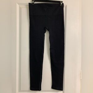 TnA High-rise Ribbed Leggings